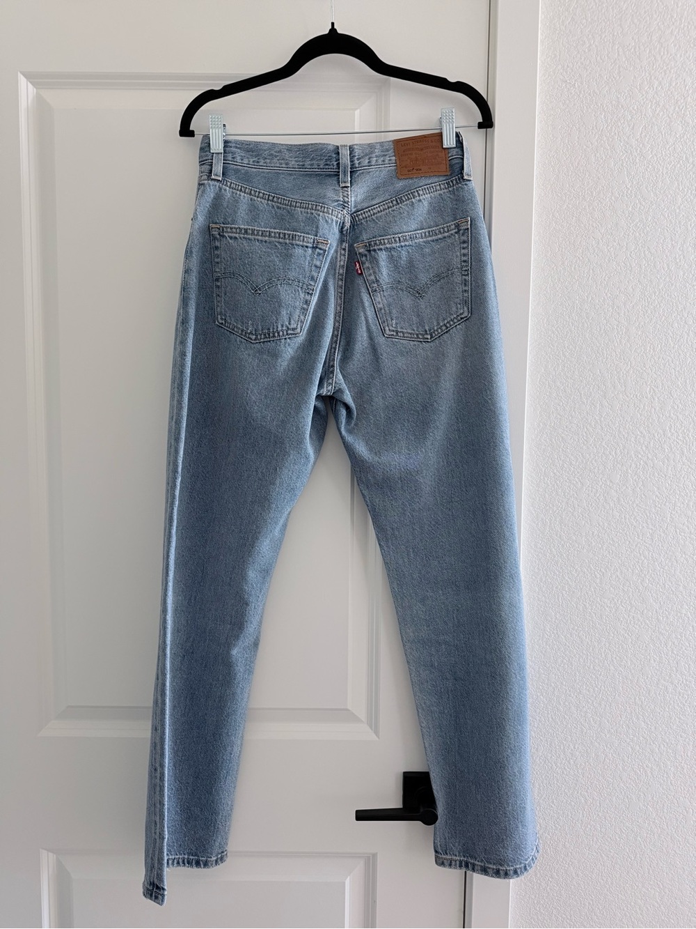 Levi’s Premium 501 90’s Jeans women W25L30 Light medium wash button fly denim - Picture 2 of 12